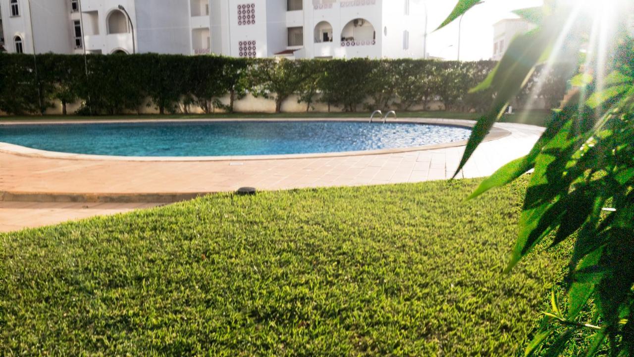 Alta Oura Prime By Sunny Deluxe Apartment Albufeira Exterior photo